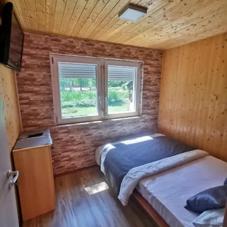 Sara Vendeghaz 2 Apartmán *