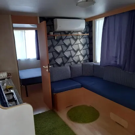 Sara Vendeghaz 2 Apartmán *